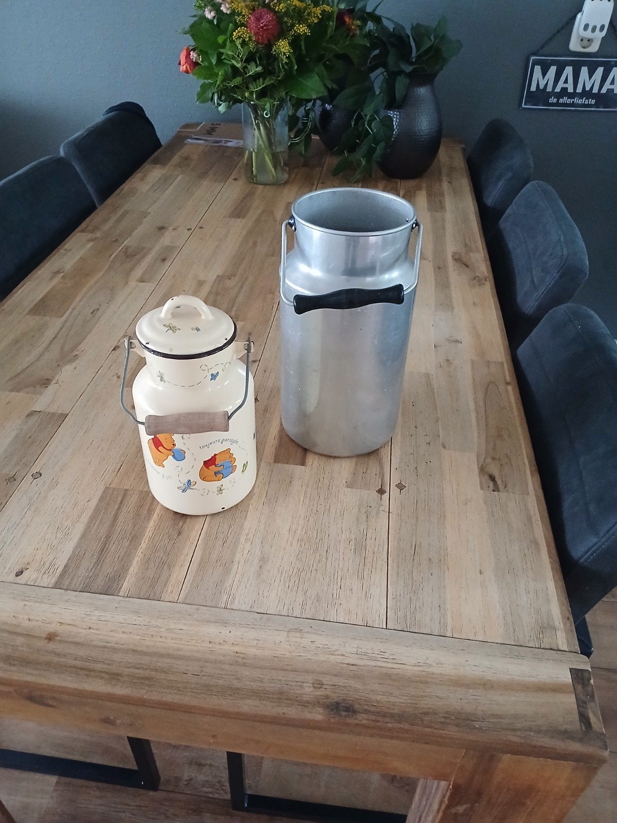 melk kannetjes, Huis en Inrichting, Woonaccessoires | Dienbladen, Ophalen of Verzenden, Zo goed als nieuw, Rechthoekig, Hout