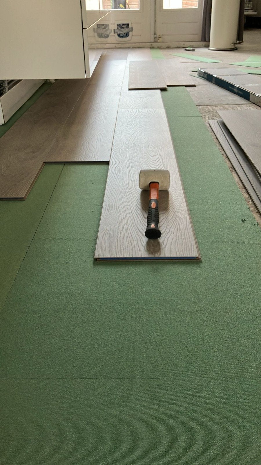 vloeren legger speciaalist laminaat houten vloeren, Ophalen