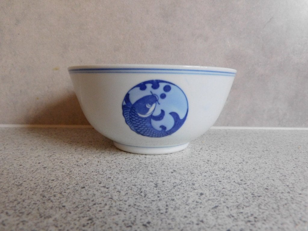 Rijstkom 12 cm. Koi Blauw, Antiek en Kunst, Ophalen of Verzenden