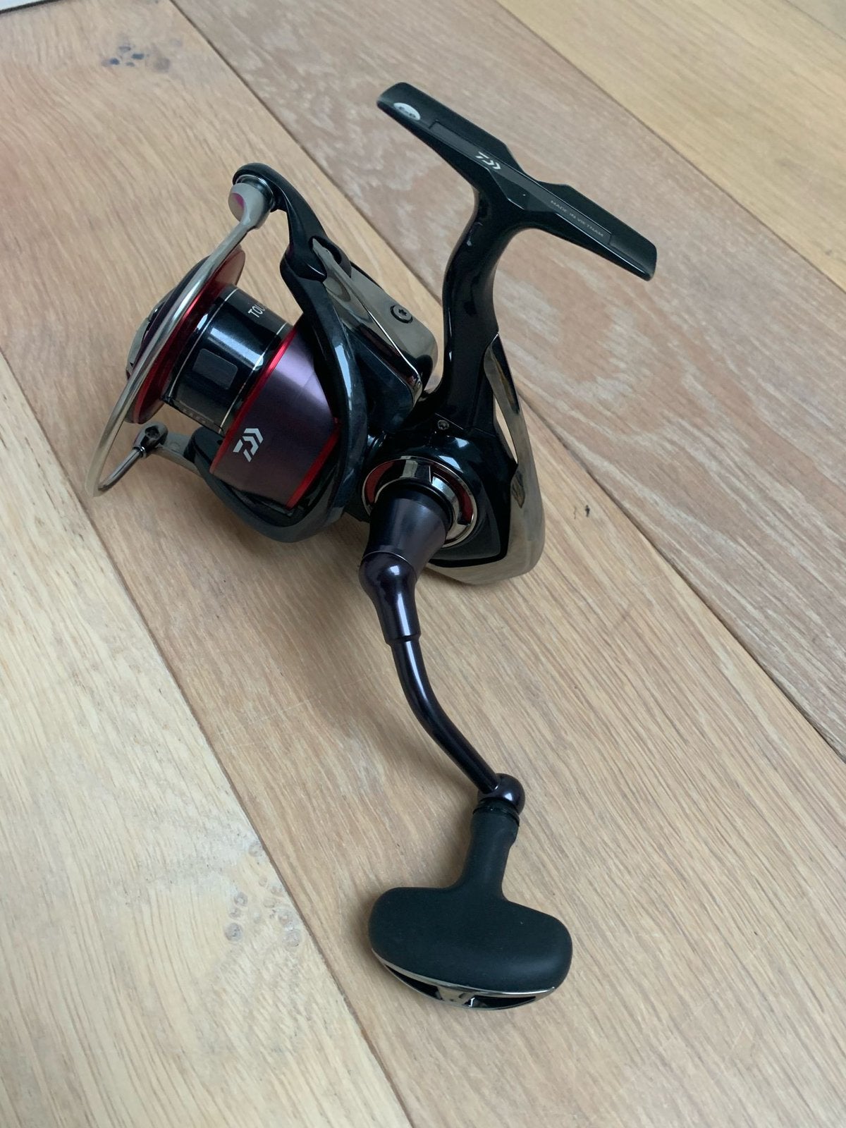 Nieuwe Daiwa Fuego LT 6000 molen, 6 lagers & Mag Sealed, Molen, Daiwa, Nieuw, Ophalen of Verzenden