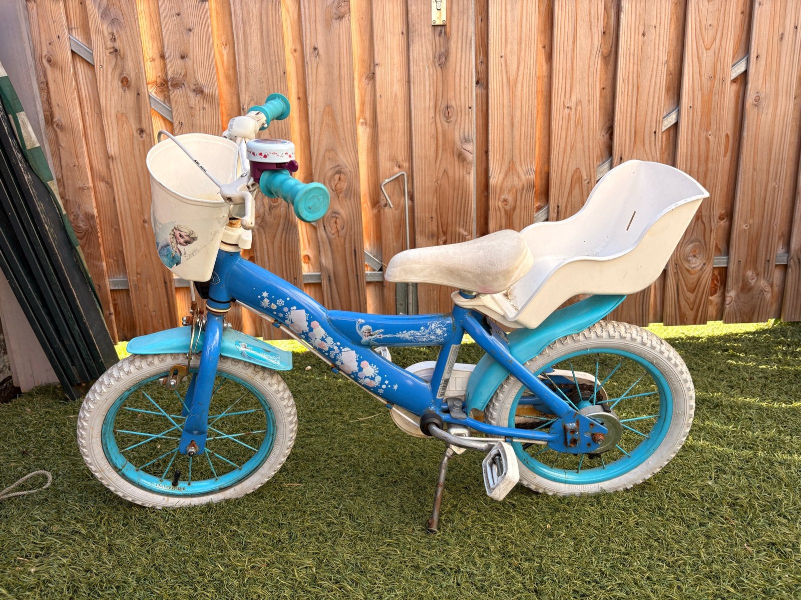 Leuke Elsa kinderfiets 14 inch met mandje en poppenhuisje, Ophalen, Gebruikt, Minder dan 16 inch