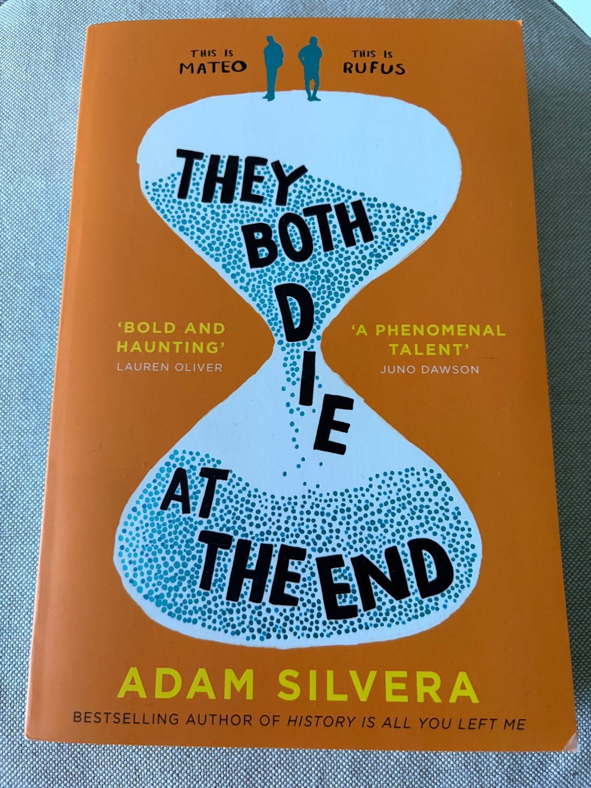 They both die at the end, Ophalen of Verzenden, Zo goed als nieuw, Fictie