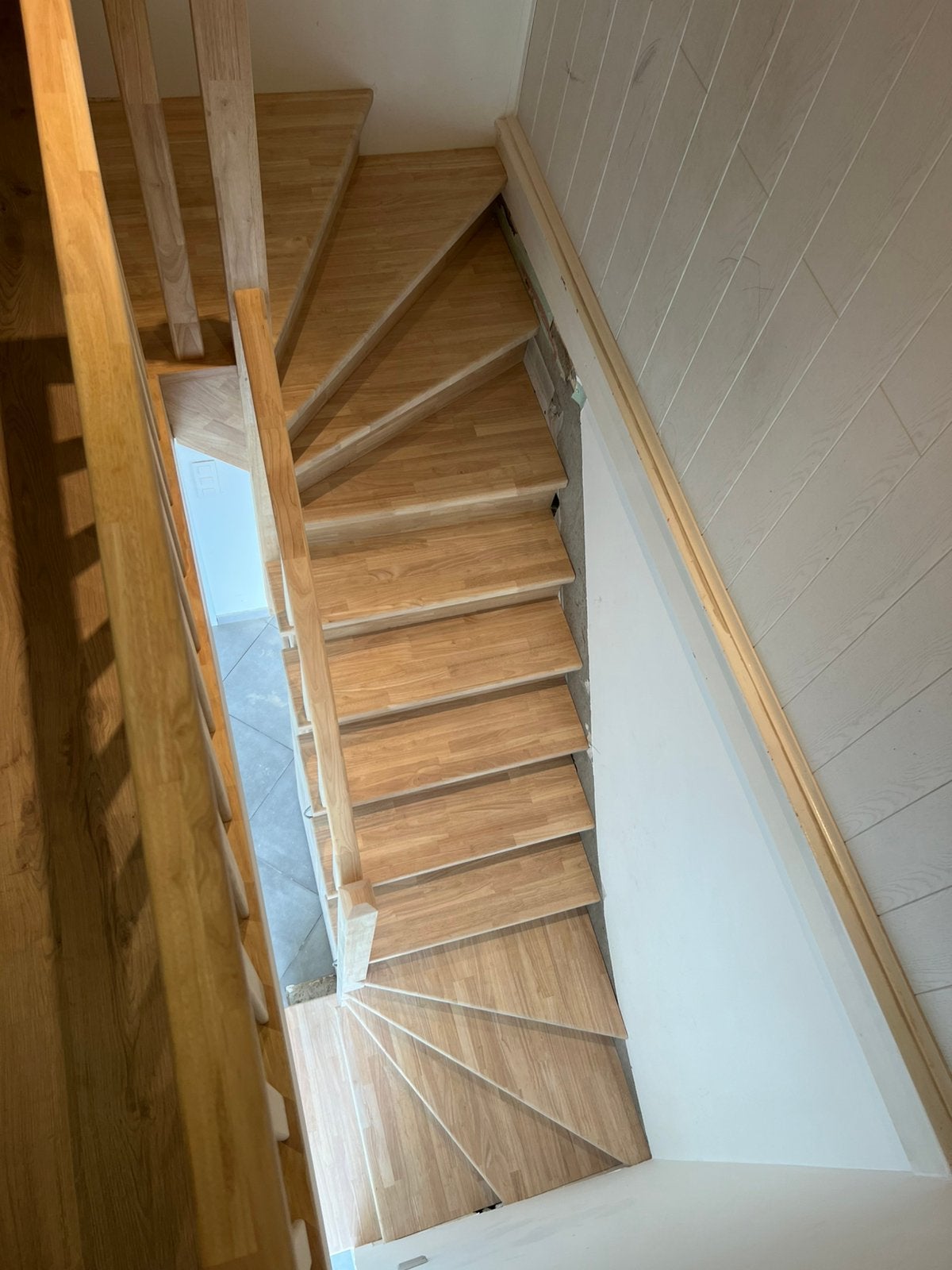 L’escalier sur-mesure, Doe-het-zelf en Verbouw, Ladders en Trappen, Ophalen of Verzenden, Zo goed als nieuw, Minder dan 2 meter