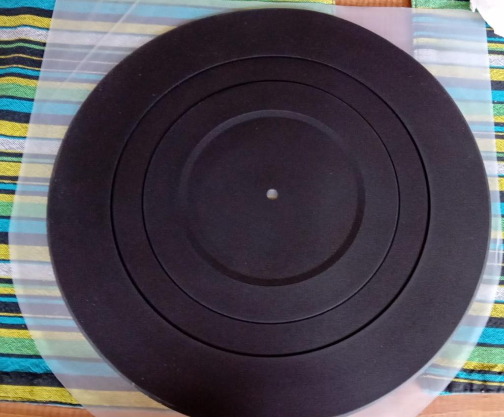 Platenmat(rubber) Argon Audio....., Ophalen of Verzenden, Zo goed als nieuw, Platenspeler-onderdeel, Overige merken