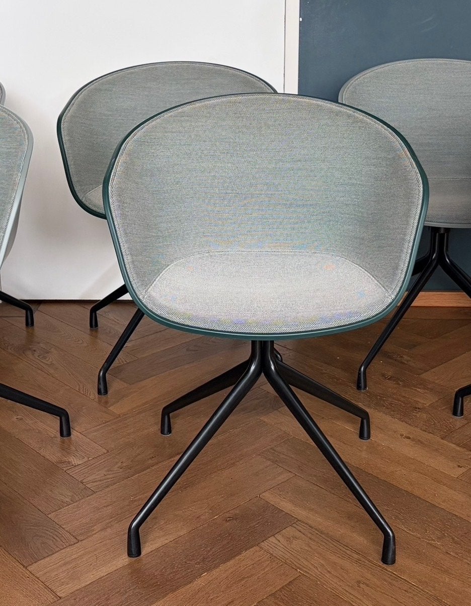 2x HAY About a Chair AAC27 met stoffen zitting, Ophalen, Kunststof, Twee, Overige kleuren