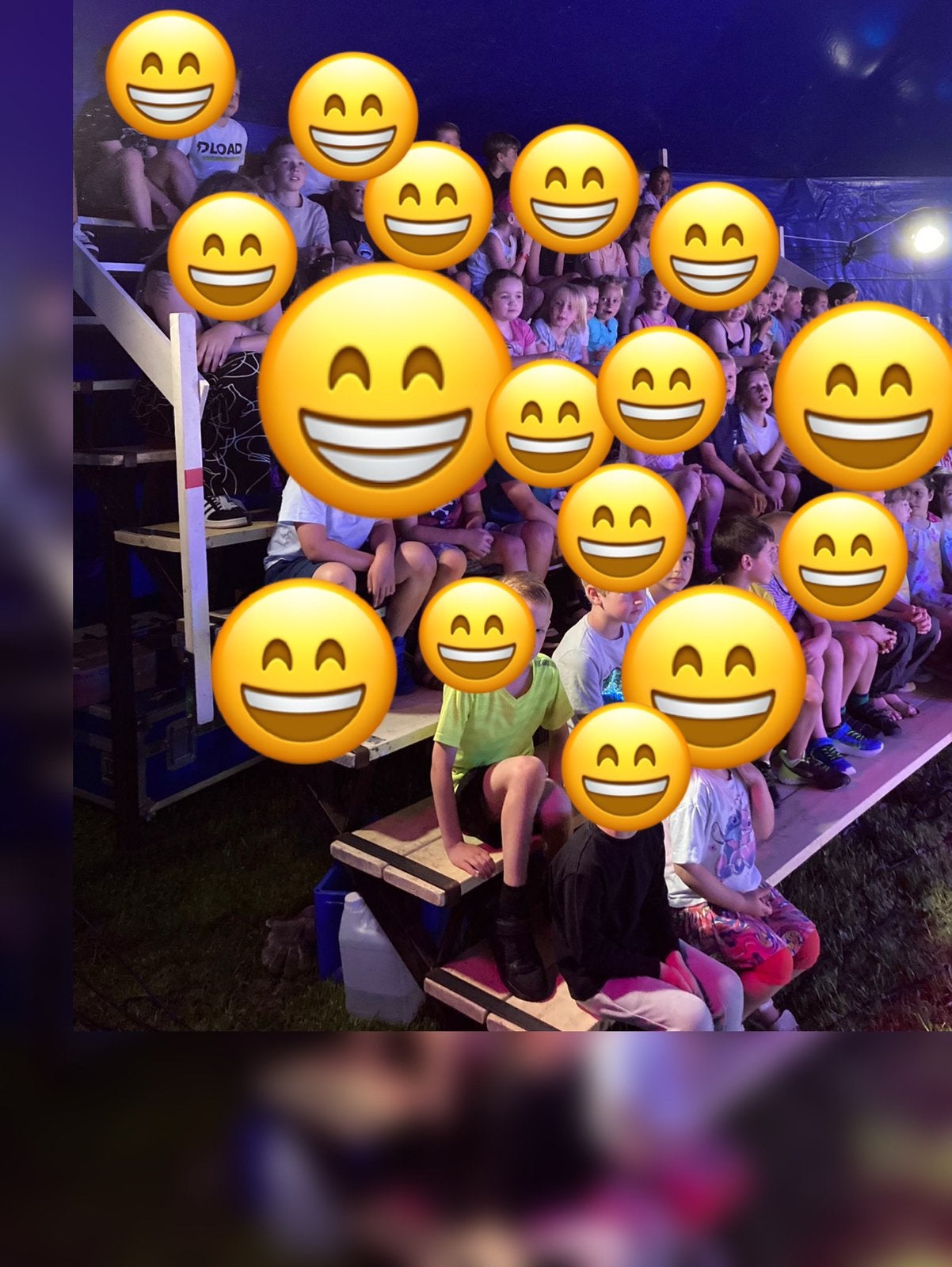 Tribune voor 60 tot 70 personen, Tickets en Kaartjes, Drie personen of meer