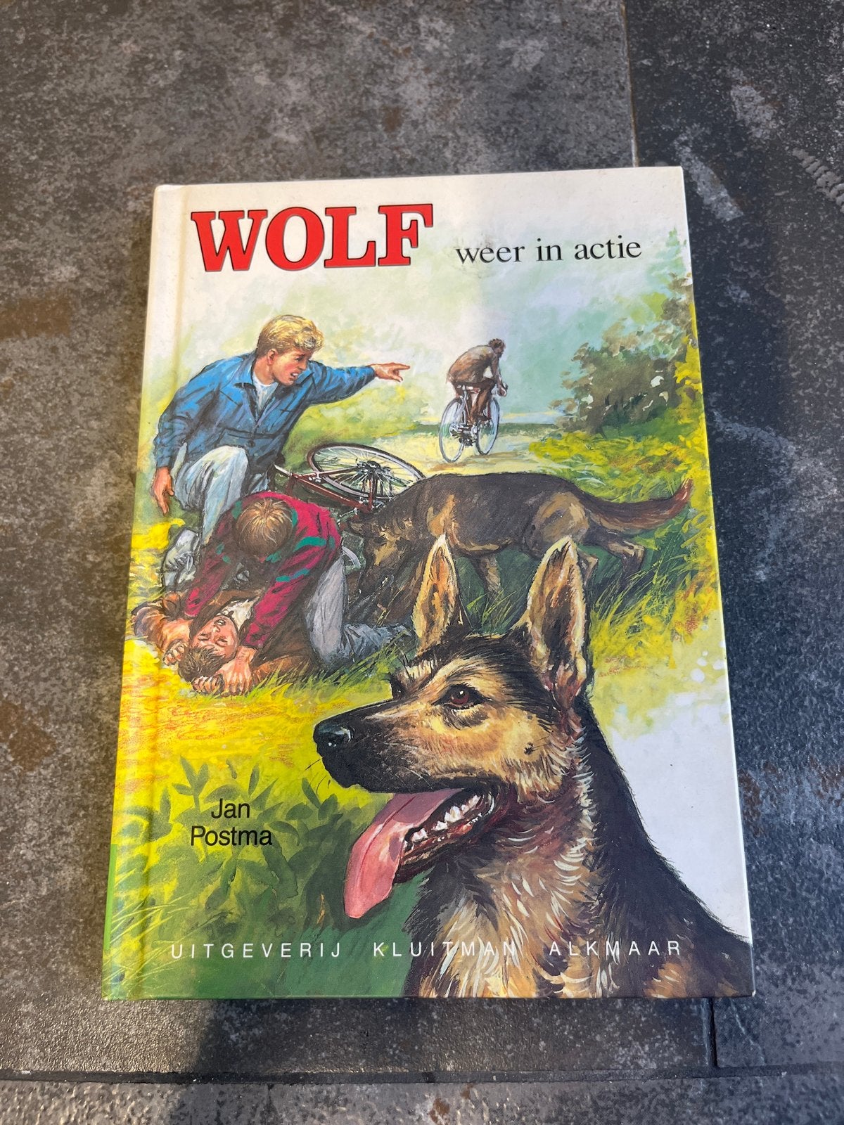 Wolf weer in actie - Jan Postma (Kluitsman Selectserie), Boeken, Avontuur en Actie, Zo goed als nieuw, Ophalen of Verzenden