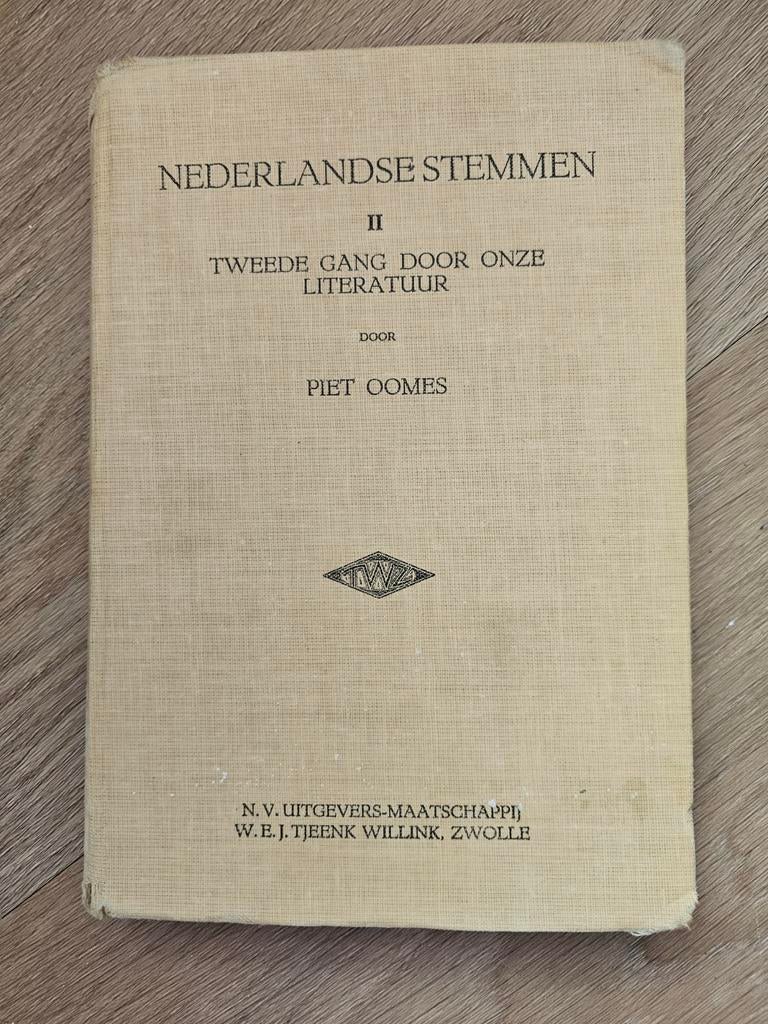 Nederlandse Stemmen II - Tweede Gang door onze Literatuur, Ophalen of Verzenden, Gelezen, Piet Oomes, Nederland