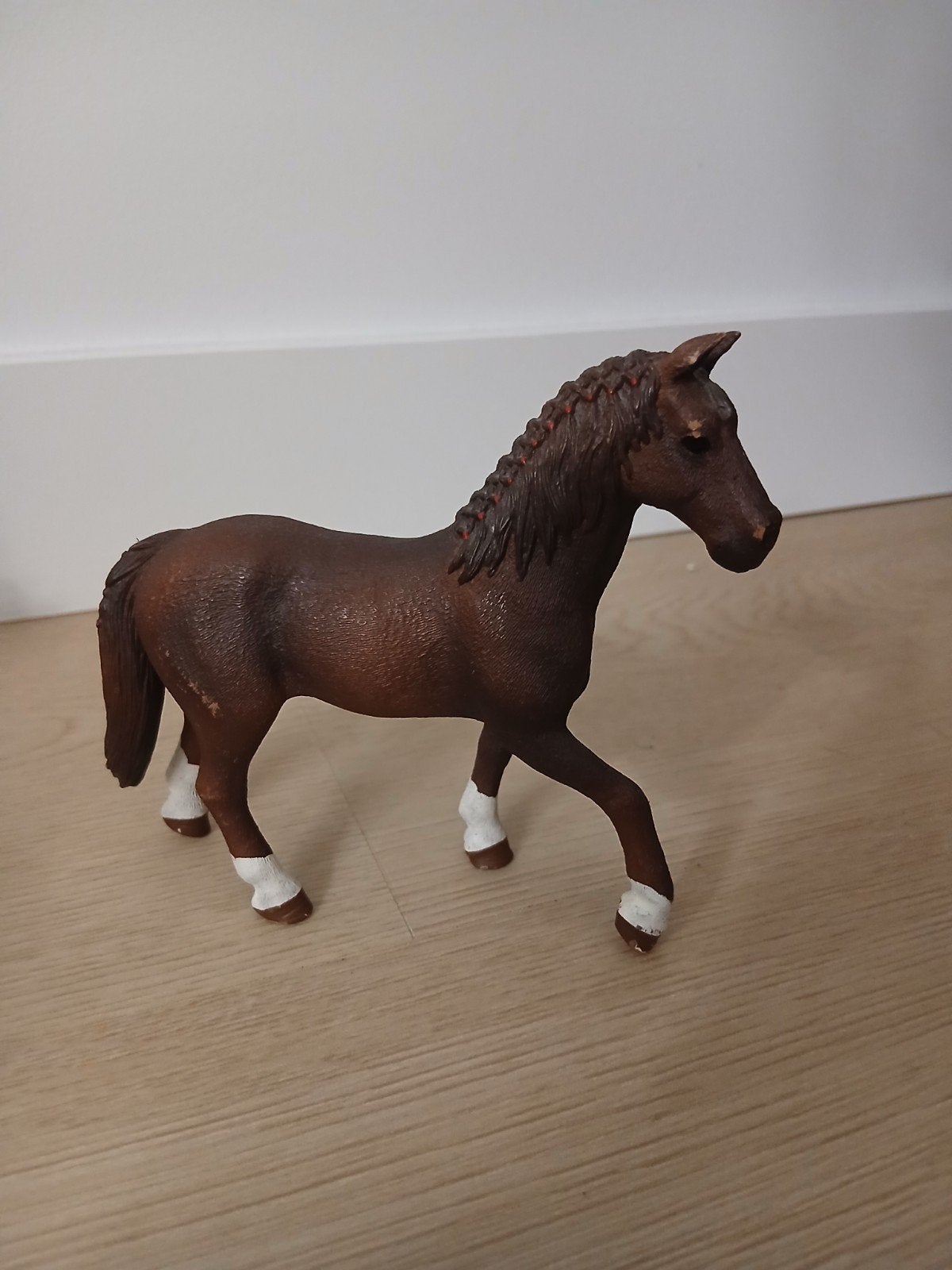 Schleich paard bruin - beschadigd, Ophalen, Gebruikt