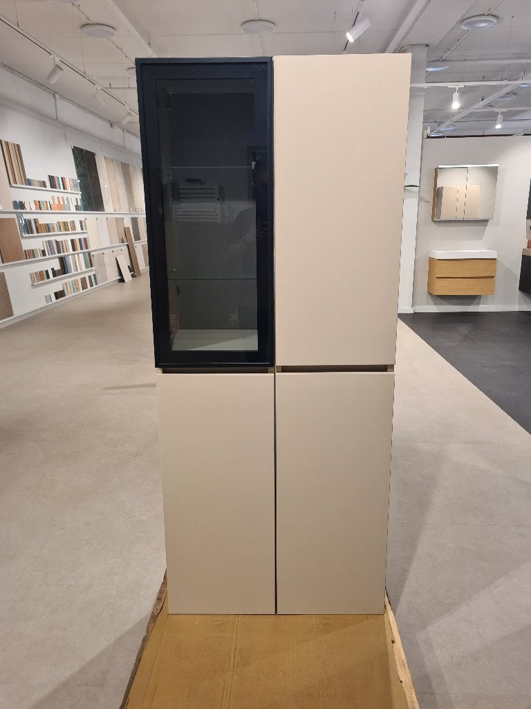 Set 2 kolomkasten-HPL-Beige, glazen vitrine deur-165x70x35cm, Ophalen, Zo goed als nieuw, Overige typen