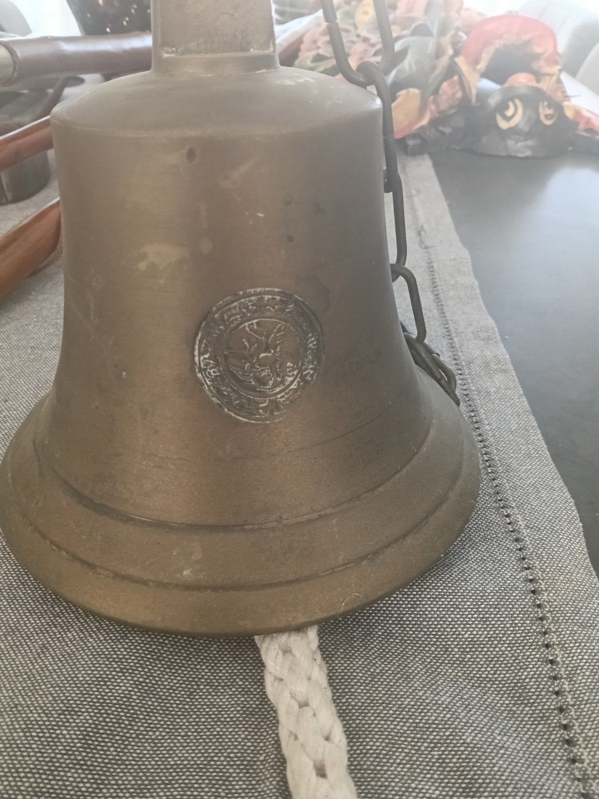 Antieke scheepsbel van brons uit 1839 met touw, Antiek en Kunst, Ophalen