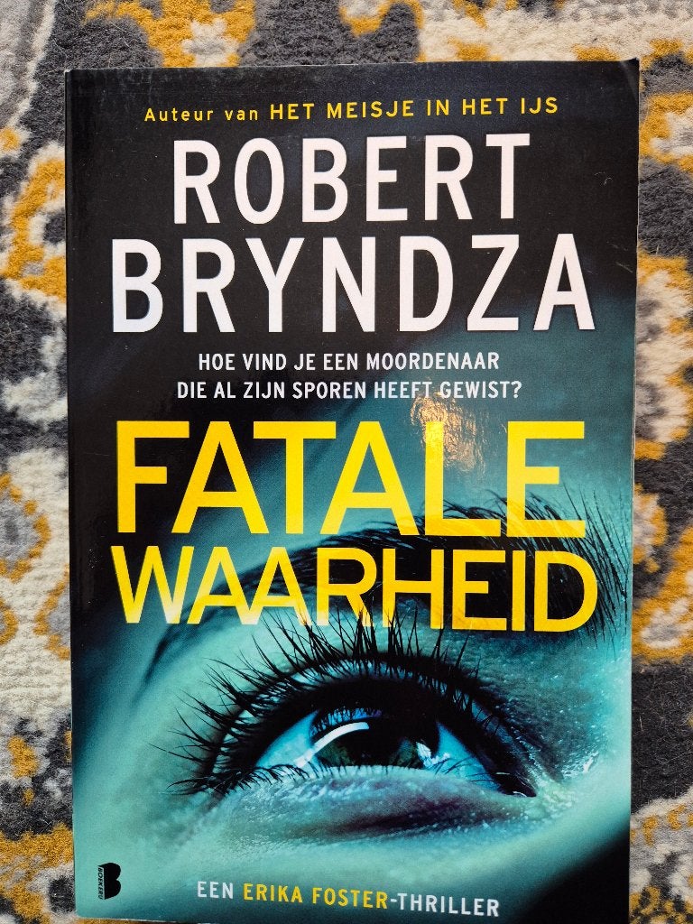 5 boeken van Robert Bryndza €5 per stuk of 5 voor €20, Ophalen of Verzenden, Zo goed als nieuw