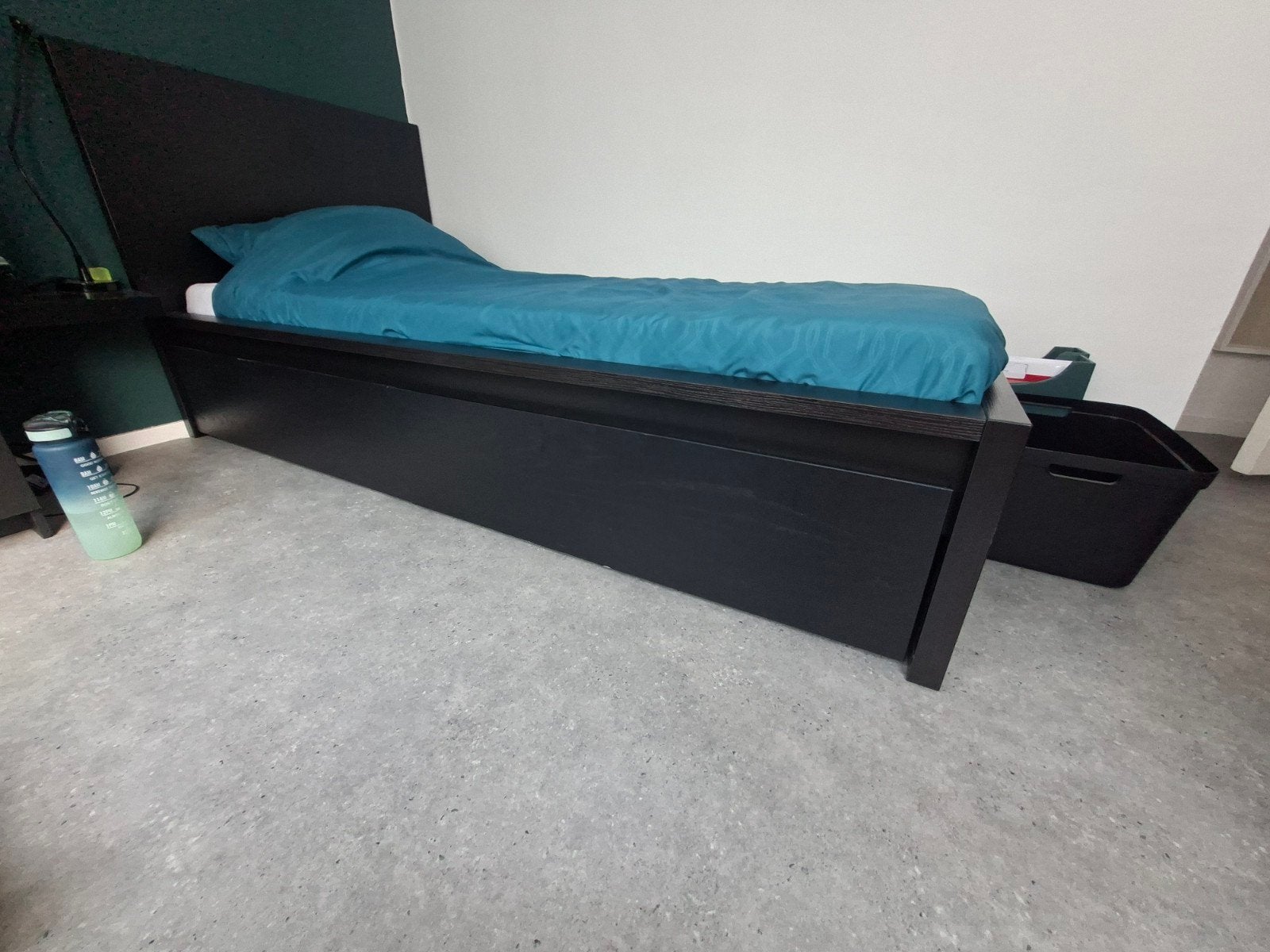 Eenpersoonsbed met lades, matras en lattenbodem, Ophalen, Gebruikt, 90 cm, Eenpersoons
