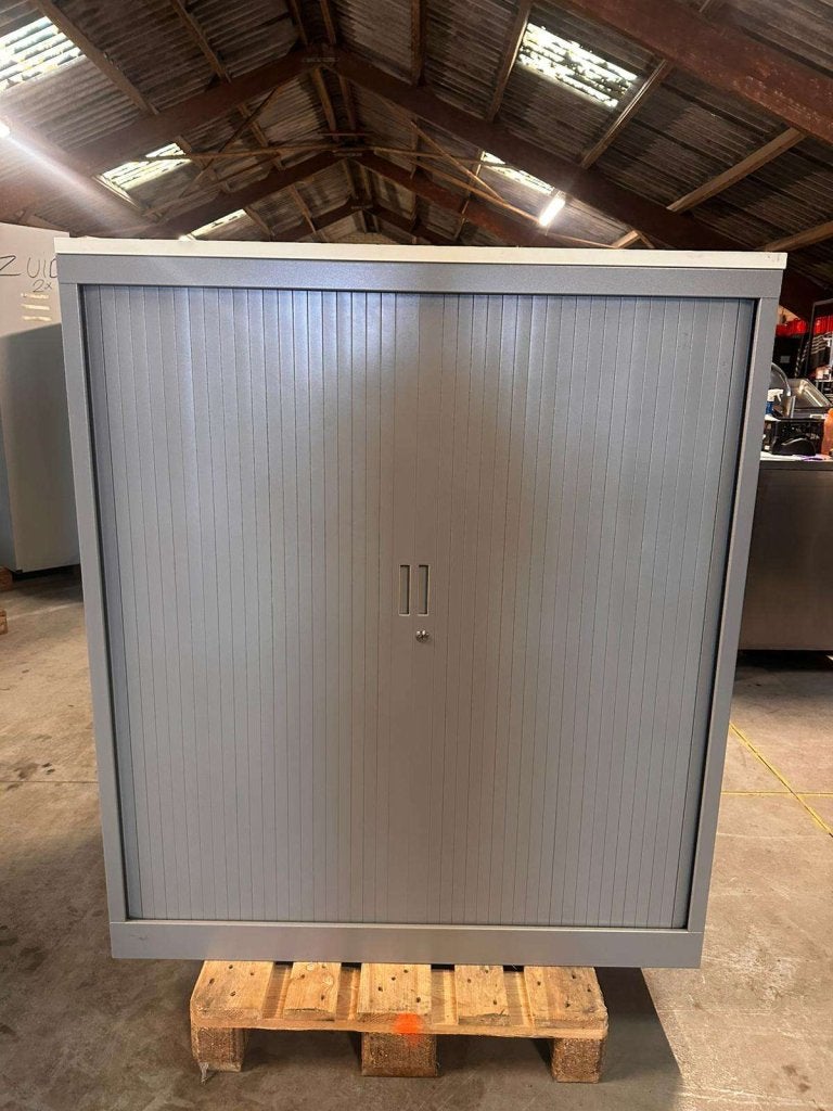 Nette halfhoge archiefkast roldeurkast dossierkast kast, Huis en Inrichting, Gebruikt, 100 tot 150 cm, 100 tot 150 cm, Niet ingevuld