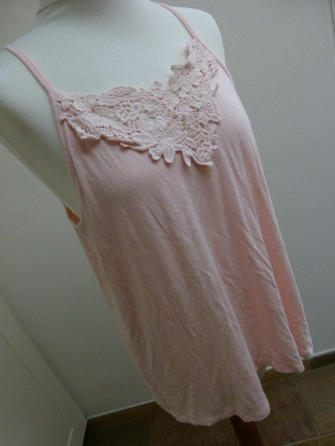Pyjama top slaapshirt van Hunkemöller maat L 42 44 zalmroze, Hunkemöller, Verzenden, Zo goed als nieuw, Maat 42/44 (L)