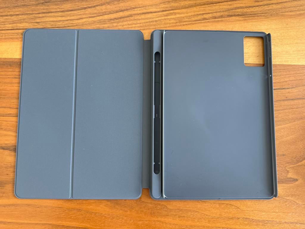 Lenovo Tab P11 Folio Case - Met Stylus Houder - Grijs, Ophalen of Verzenden, Zo goed als nieuw, 11 inch, Bescherming voor- en achterkant