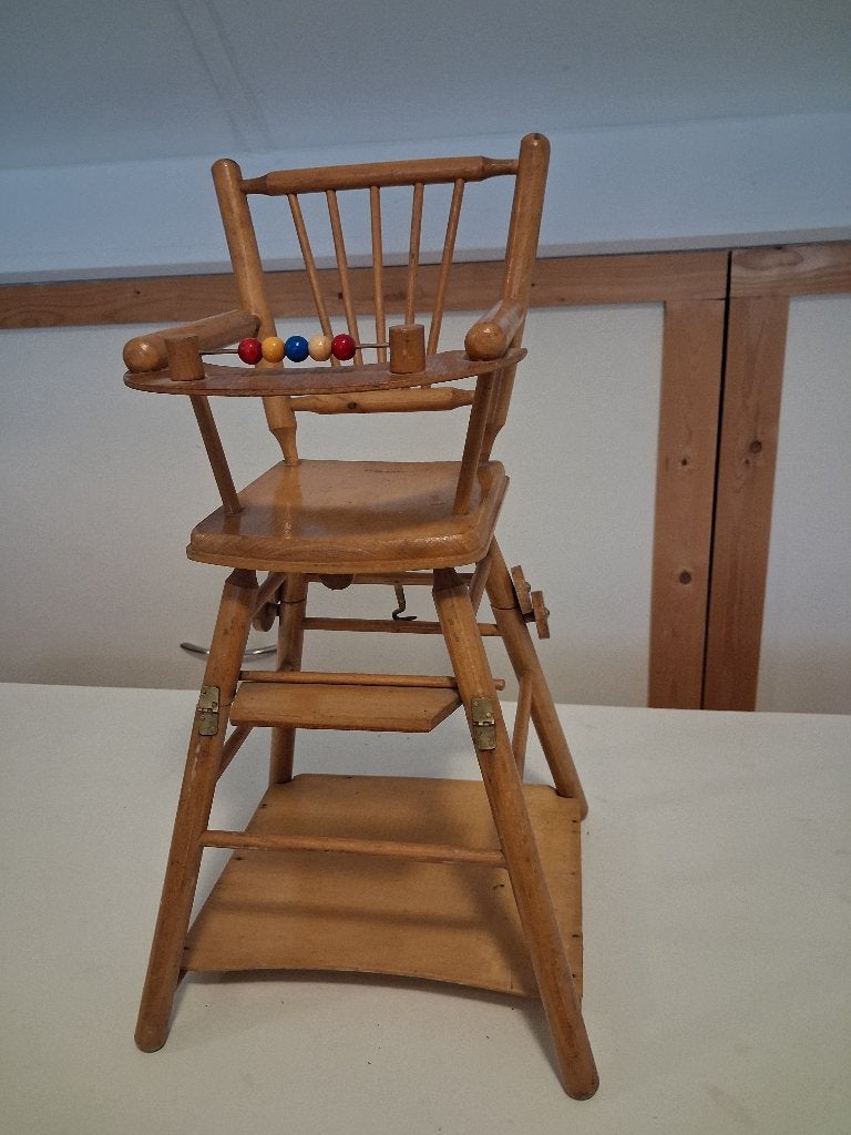 Reyne poppenstoel uit de jaren 50 met omklapbare tafel, Ophalen, Gebruikt, Babypop