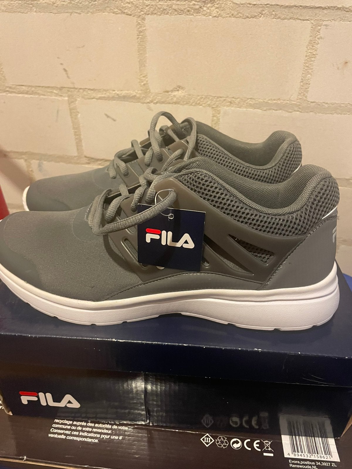 Fila grijze sportschoenen sneakers maat 46, Overige kleuren, Sportschoenen, Nieuw, Ophalen of Verzenden