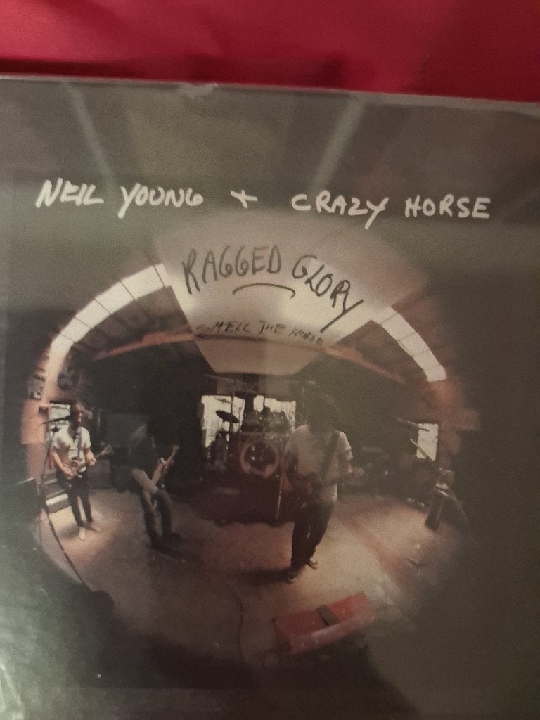 Foto 6 van Neil Young lp-box Official Release Series Discs 22,23,24&25