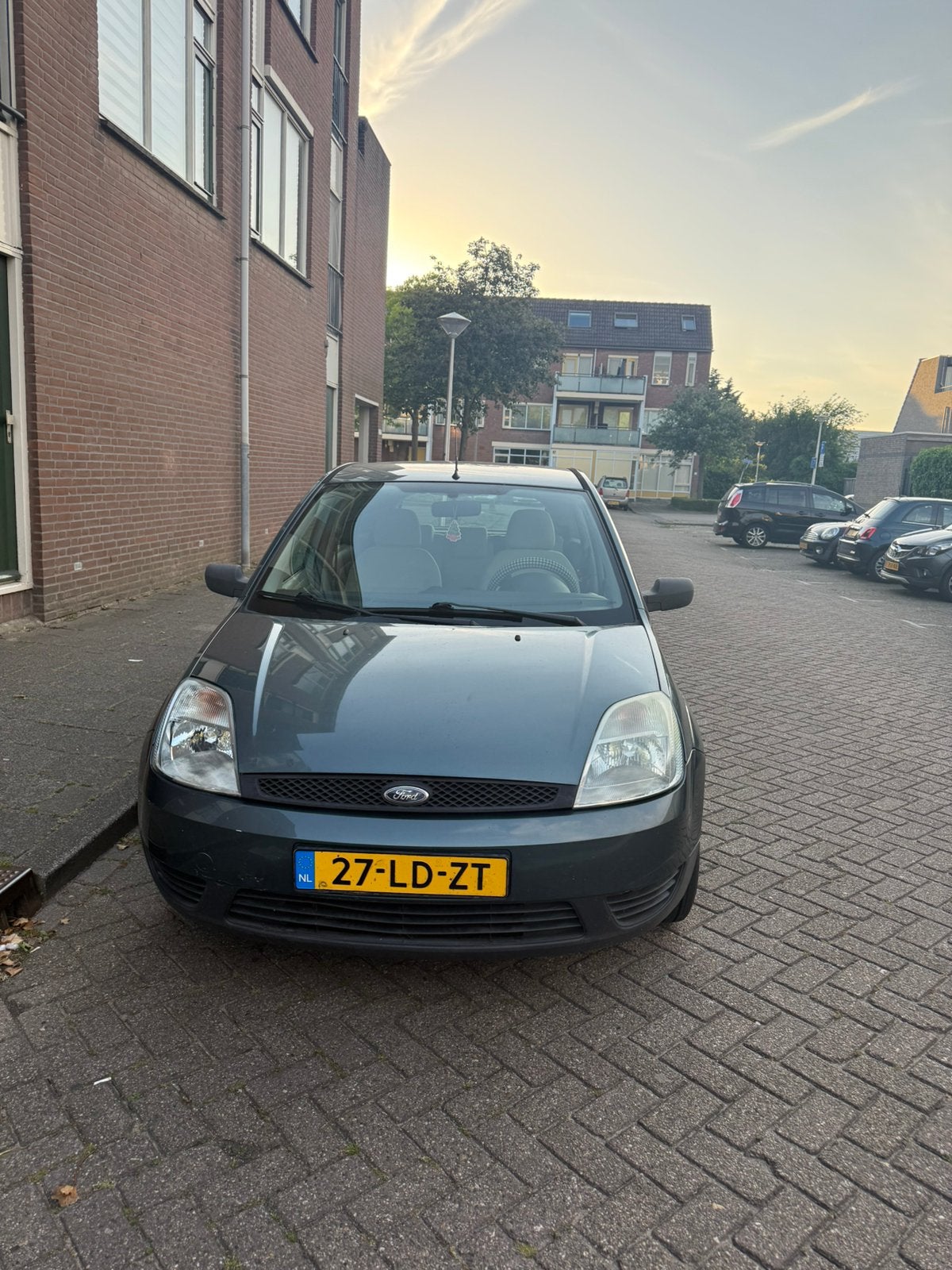 Ford Fiësta 1.3 8V 5DR 2002 Groen, Auto's, 1299 cc, 4 cilinders, 49 €/maand, Origineel Nederlands