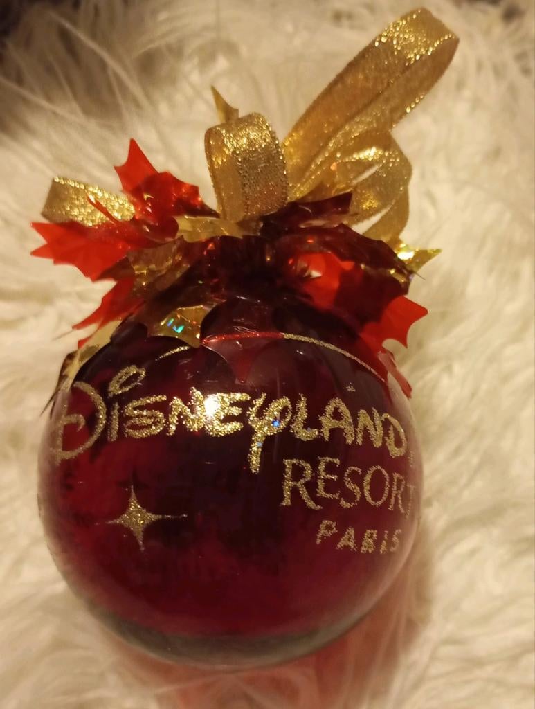 DISNEY RESORT PARIJS ORGINELE HANGER NU 10€ ZIE FOTO,S., Ophalen of Verzenden, Overige figuren, Beeldje of Figuurtje