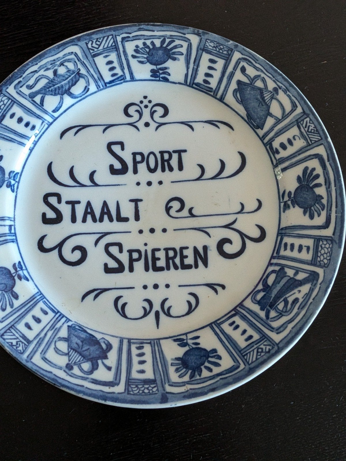 Vooroorlogs Delfts porselein, spreuk bord Chinese decorat, Antiek en Kunst, Ophalen of Verzenden