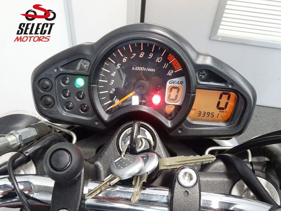 NETTE SUZUKI SFV 650 GLADIUS 35KW (2011), Motorrijbewijs A, Onbekend, Meer dan 35 kW, Onbekend