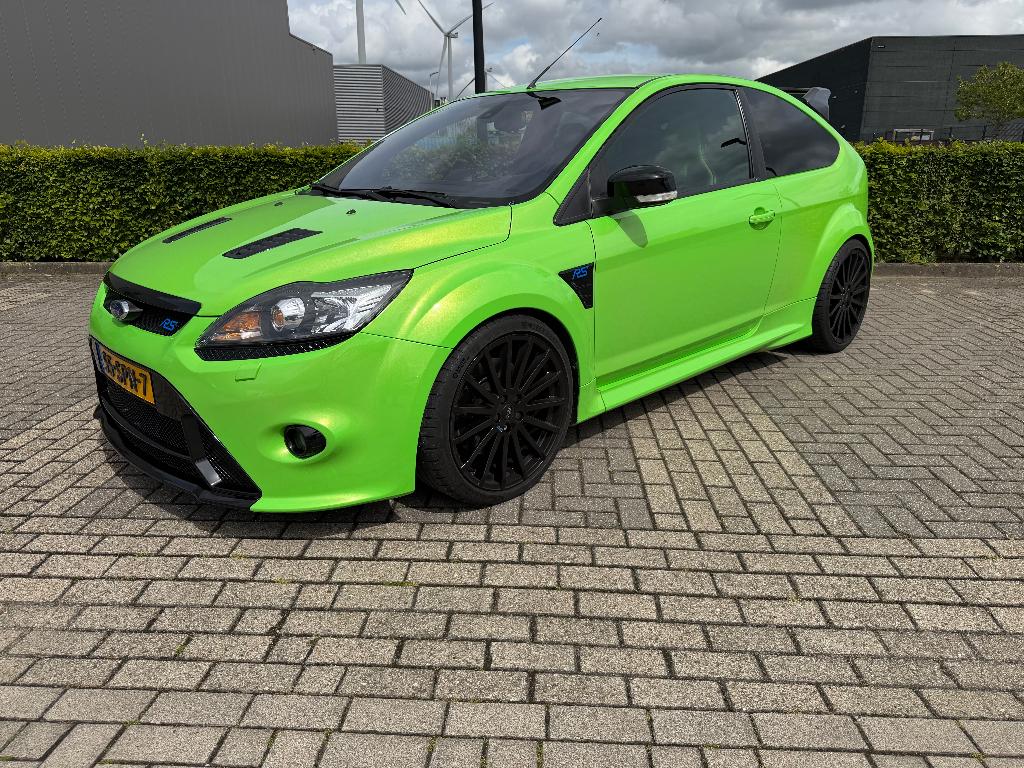 Ford Focus RS 2009, stage 1 getuned door Beek Autoracing, 1367 kg, 4 stoelen, Alcantara, 2521 cc
