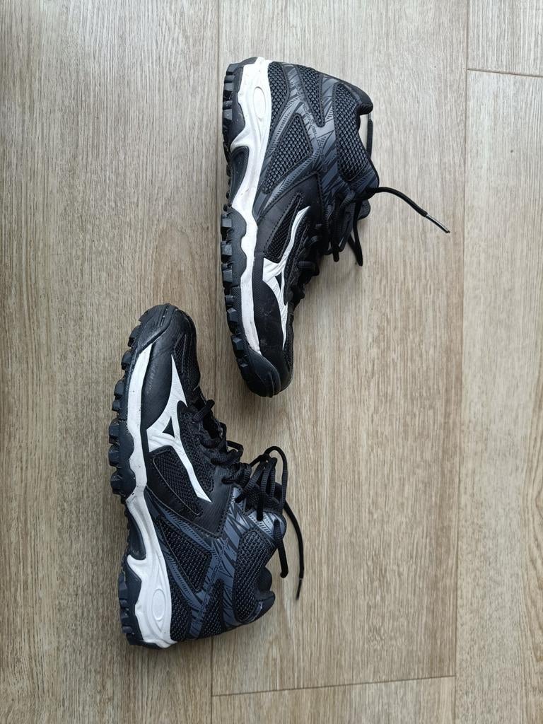Mizuno veld schoenen zwart - maat 41, Ophalen, Zo goed als nieuw, Overige typen