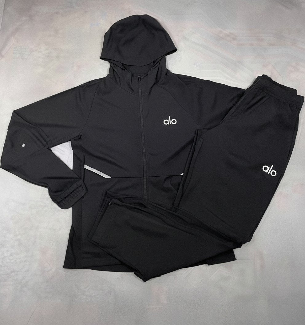 Alo Yoga sportpak zwart met capuchon en broek, Verzenden, Zwart, Overige typen, Maat 56/58 (XL)