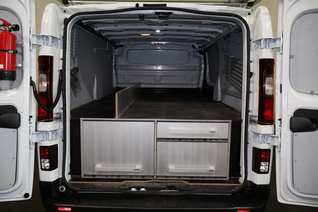 Renault Trafic 2.0 dCi 130pk L2 H1 Work Edition (bj 2022), Auto's, Bestelauto's, Voorwielaandrijving, Stof, Gebruikt, Euro 6