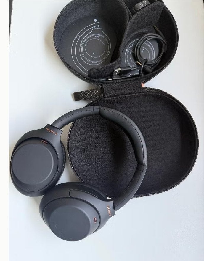 Sony koptelefoon WH-1000XM4 zgan
