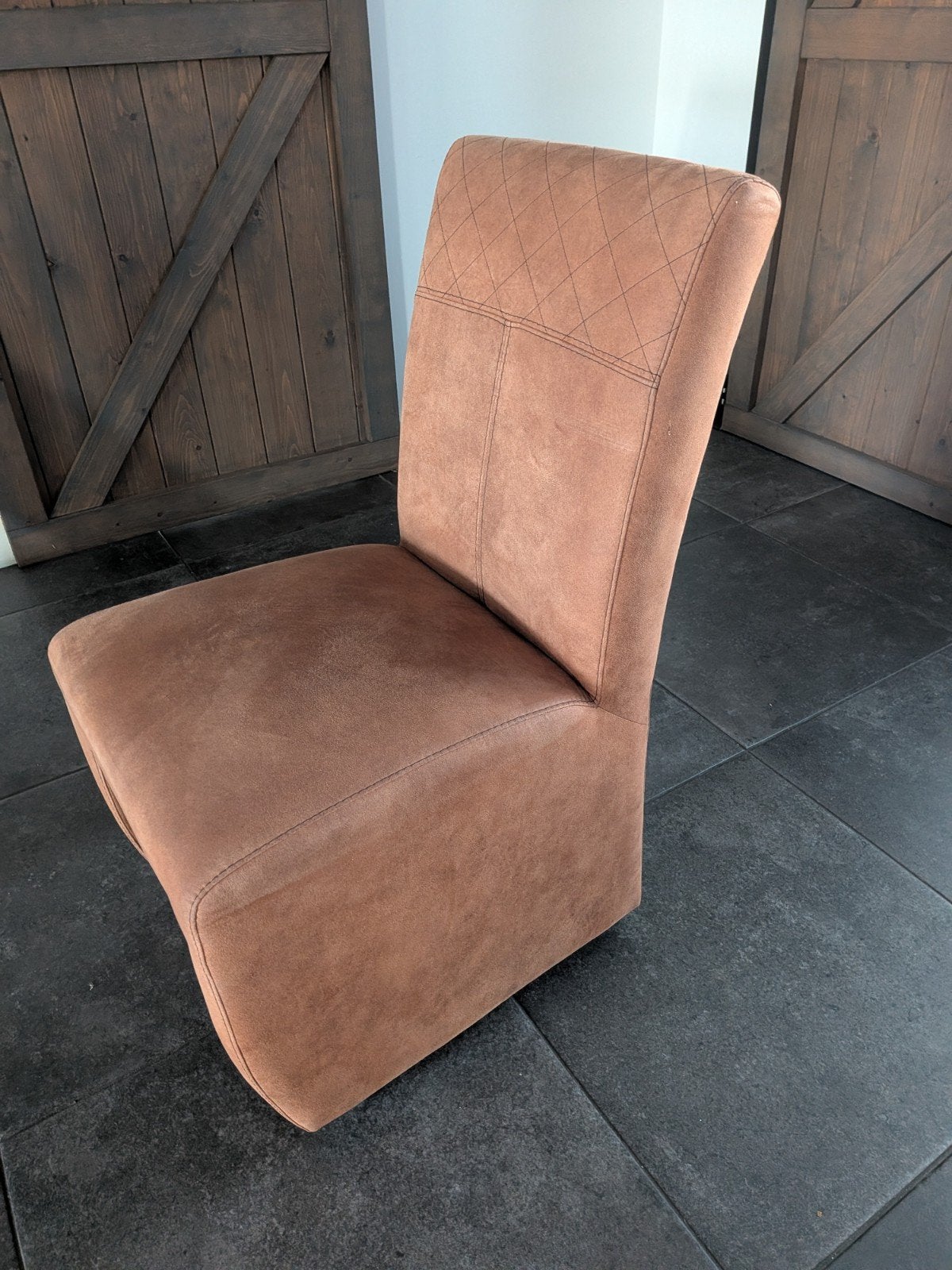 6 z.g.a.n. eetkamerstoelen met wieltjes, Huis en Inrichting, Stoelen, Ophalen, Zo goed als nieuw, Overige materialen