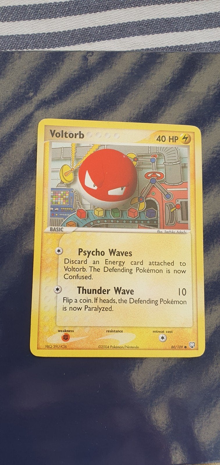 Voltorb 80/109 pokemon kaart, Ophalen of Verzenden, Gebruikt, Losse kaart