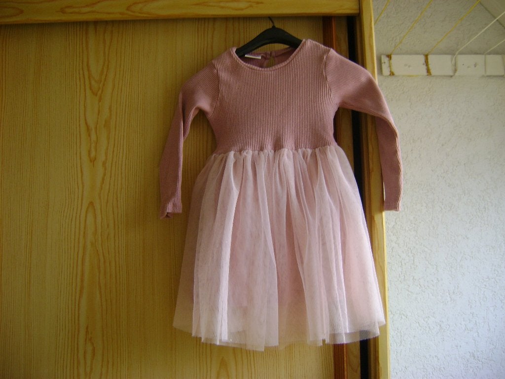 roze 3laags zara jurk met 2 lagen tule en gevoerd maat 116, Meisje, Ophalen of Verzenden, Zo goed als nieuw, Zara