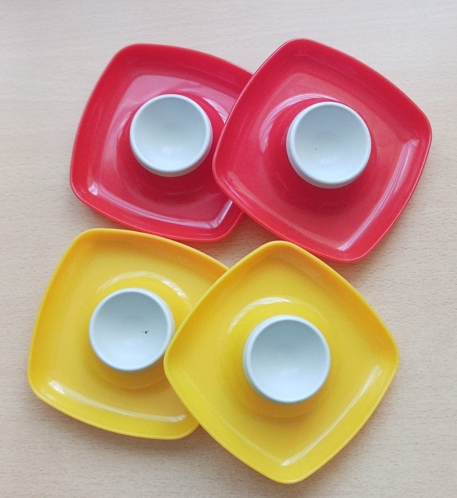 Retro plastic eierdopjes vierkant jaren 50, Ophalen of Verzenden, Huis en Inrichting
