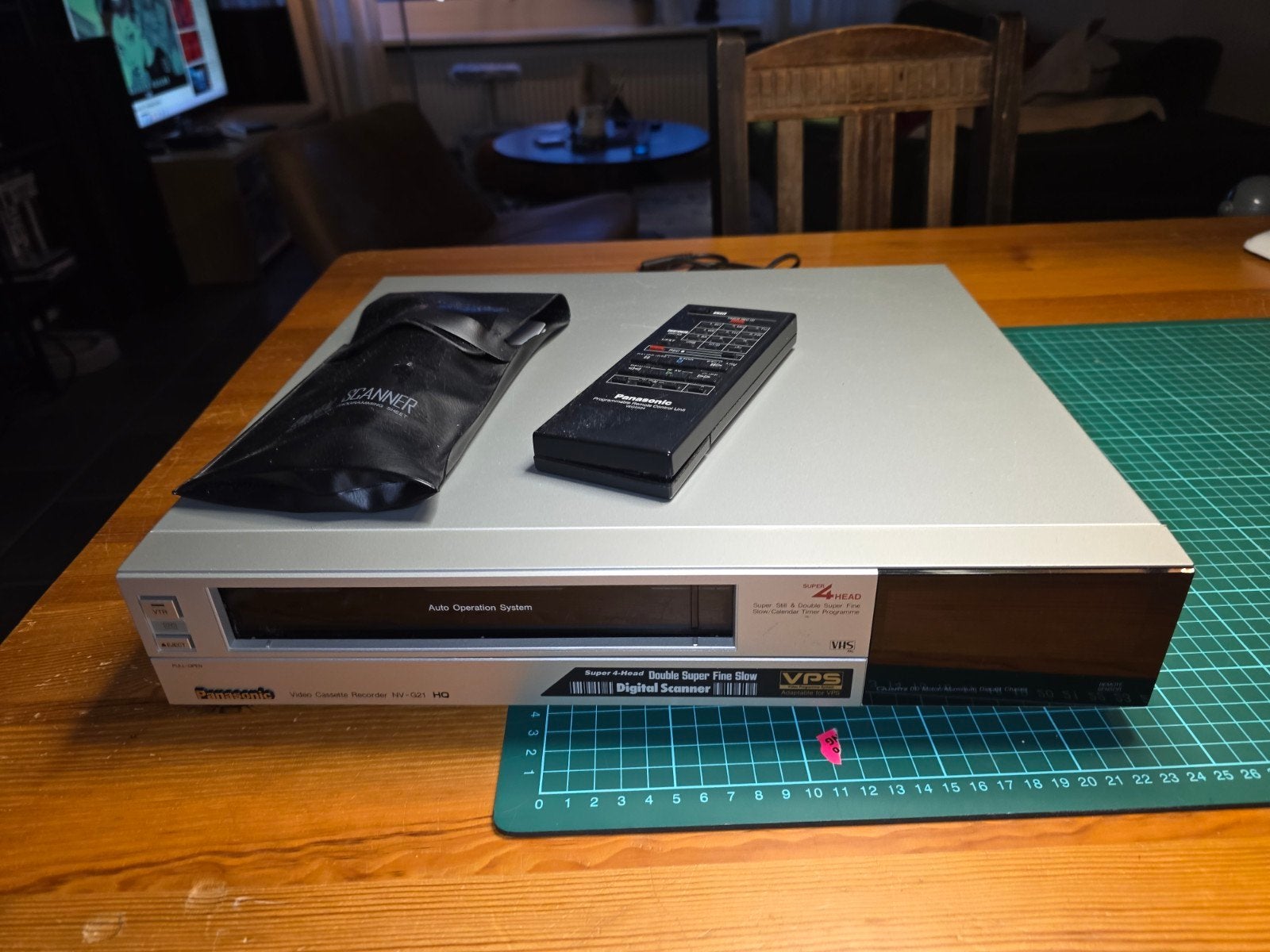 Panasonic VHS-speler met afstandsbediening en barcodescanner, Ophalen of Verzenden, Zo goed als nieuw, VHS-speler of -recorder