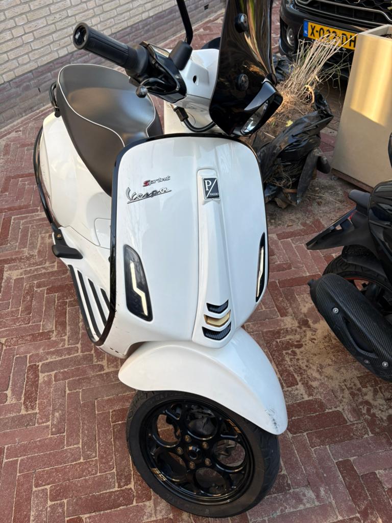 Vespa sprint 80cc full option 2022, Ophalen, Maximaal 45 km/u, Vespa S, Zo goed als nieuw