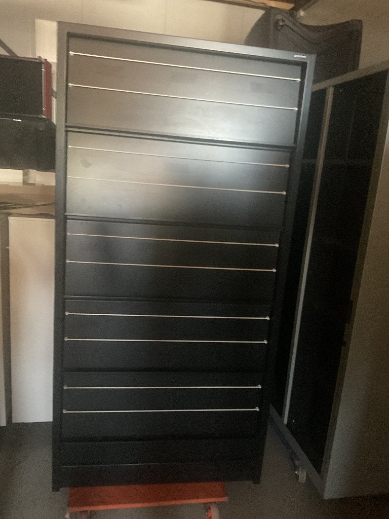 Overtoom presentatie kast, Ophalen, 100 tot 150 cm, Zo goed als nieuw, Metaal