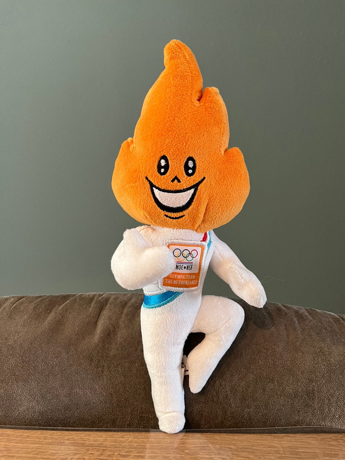 Leuke Olympische mascotte Nederland Tjemp, Kinderen en Baby's, Speelgoed | Knuffels en Pluche, Ophalen of Verzenden, Zo goed als nieuw