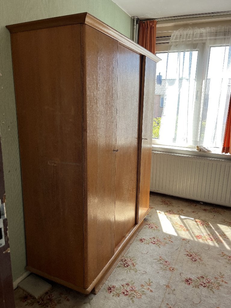Vintage kledingkast jaren 50 met originele sleutel, Ophalen, 150 tot 200 cm, Vintage, 150 tot 200 cm