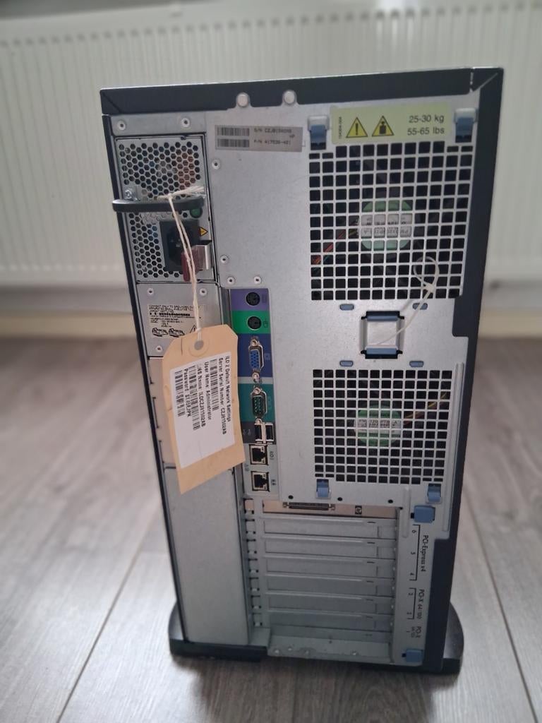 HP ProLiant ML310 G4 Server, Computers en Software, Servers, Ophalen, 2 tot 3 Ghz, Hot swappable onderdelen, Zo goed als nieuw
