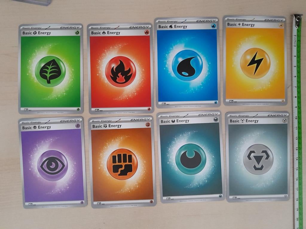 Pokémon 8 x basic kaarten als nieuw, Ophalen of Verzenden, Zo goed als nieuw, Meerdere kaarten