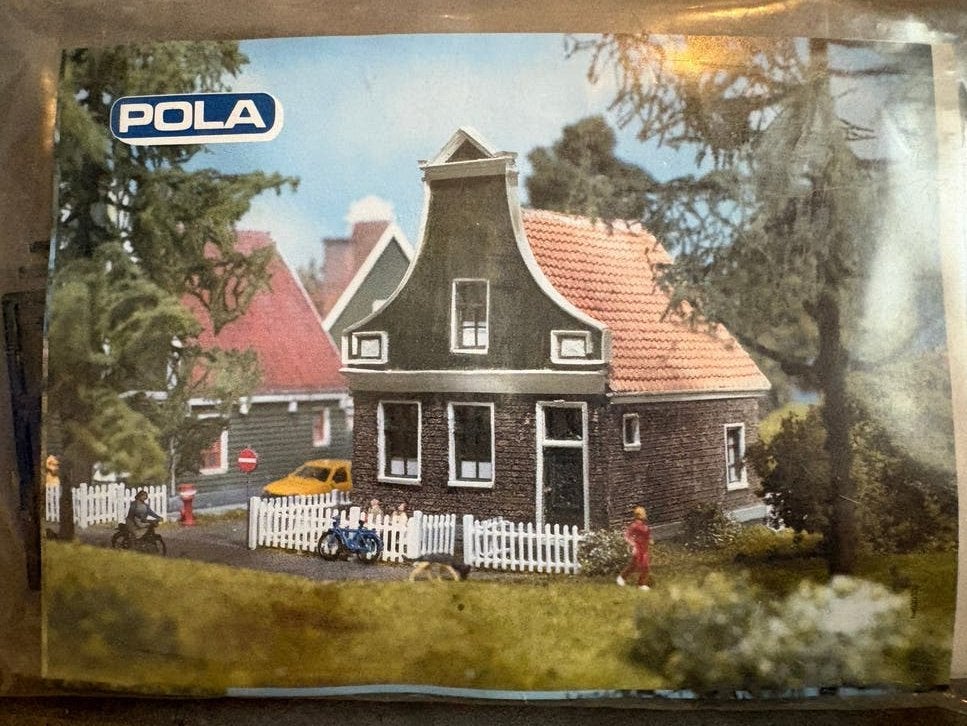 Pola H0 507 Zaans huisje, Hobby en Vrije tijd, Modeltreinen | H0, Overige merken, Gelijkstroom of Wisselstroom, Brug, Tunnel of Gebouw