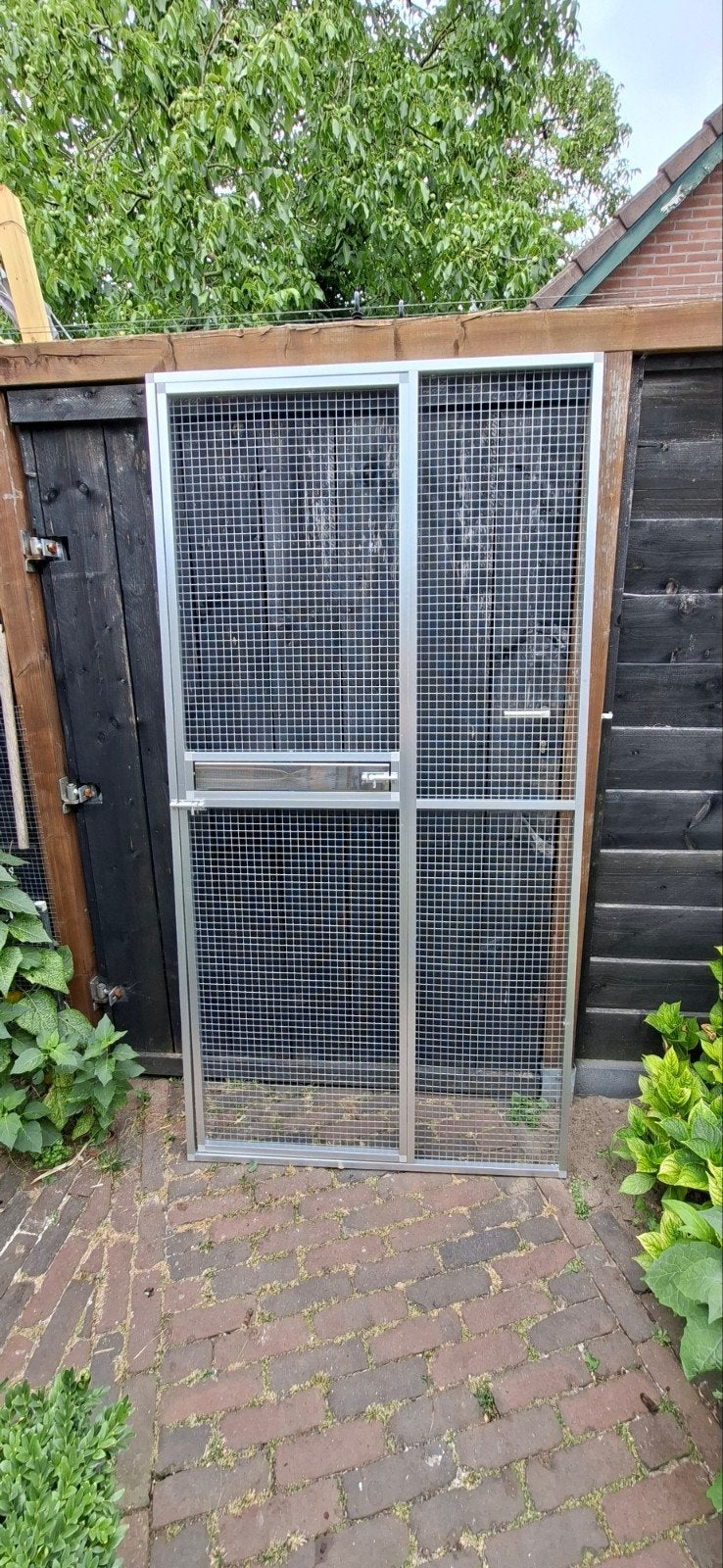3 stuks aluminium volierepaneel met deur en 3 gaats plateau, Dieren en Toebehoren, Ophalen, Zo goed als nieuw, Aluminium, Volière