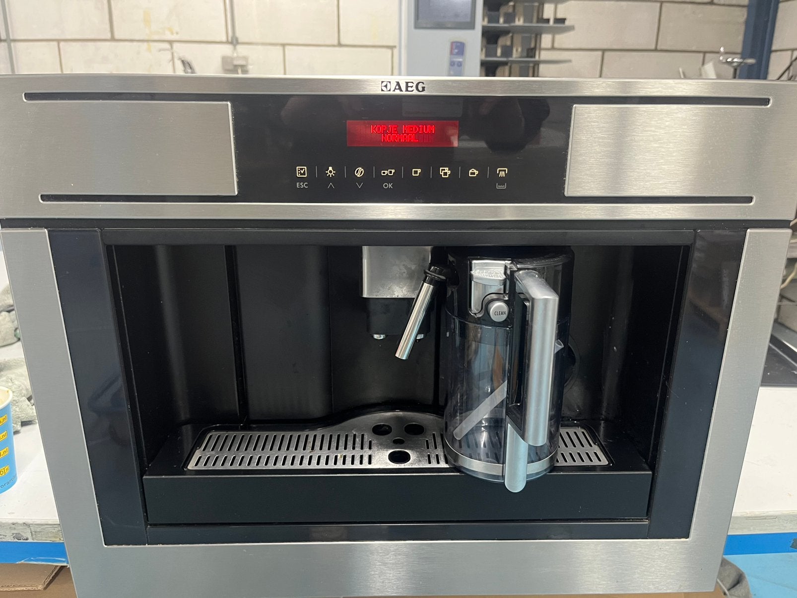AEG PE 4521 M, Witgoed en Apparatuur, Koffiezetapparaten, Ophalen, Gebruikt, Koffiemachine