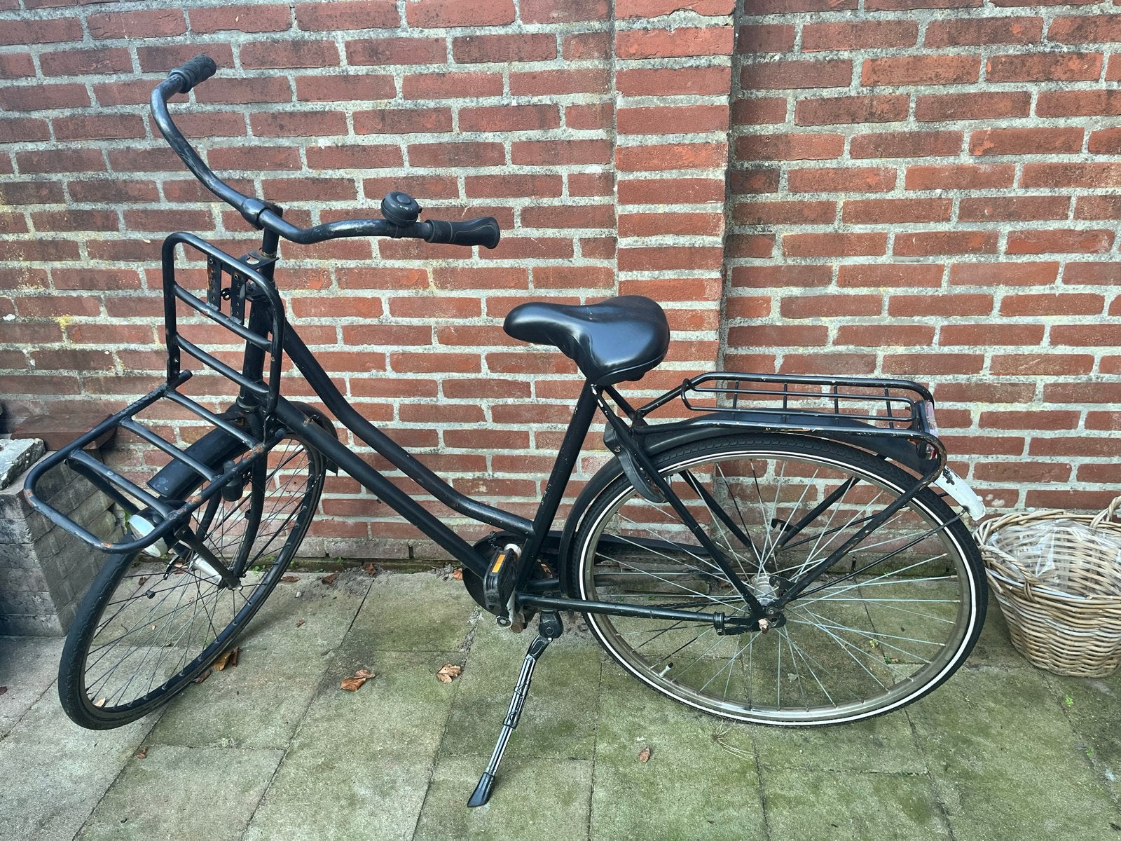 Zwarte transportfiets met voordrager en achterdrager, Terugtraprem, Ophalen, Overige merken, 53 tot 56 cm