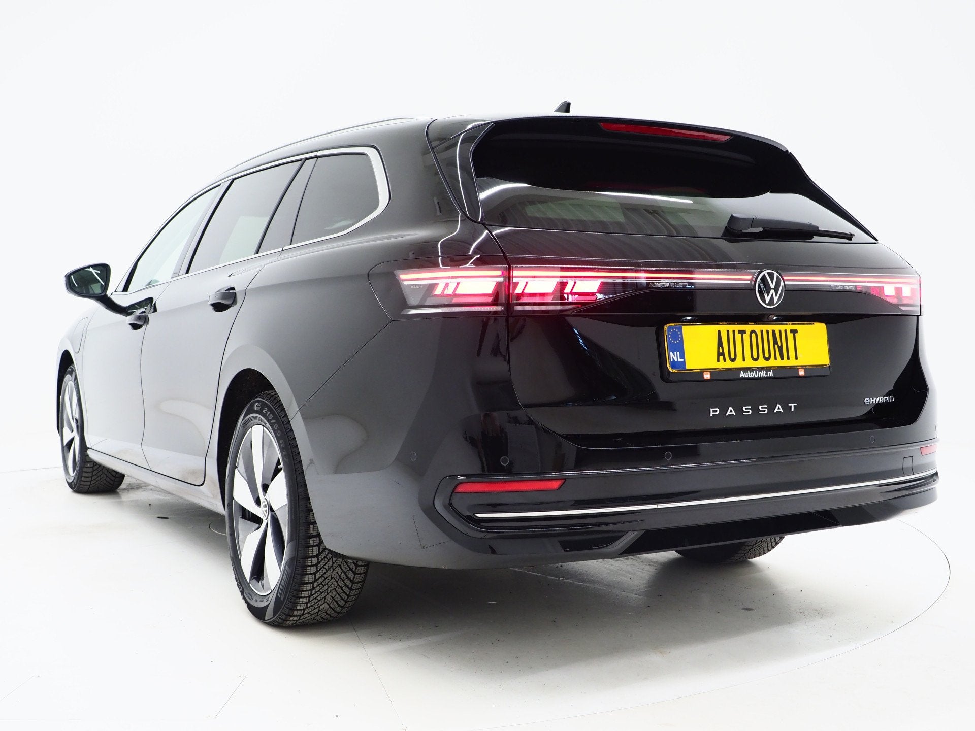 Volkswagen Passat Variant 1.5 eHybrid Elegance | 5 Jaar Gara, 77 km/l, Zwart, 4 cilinders, Zwart