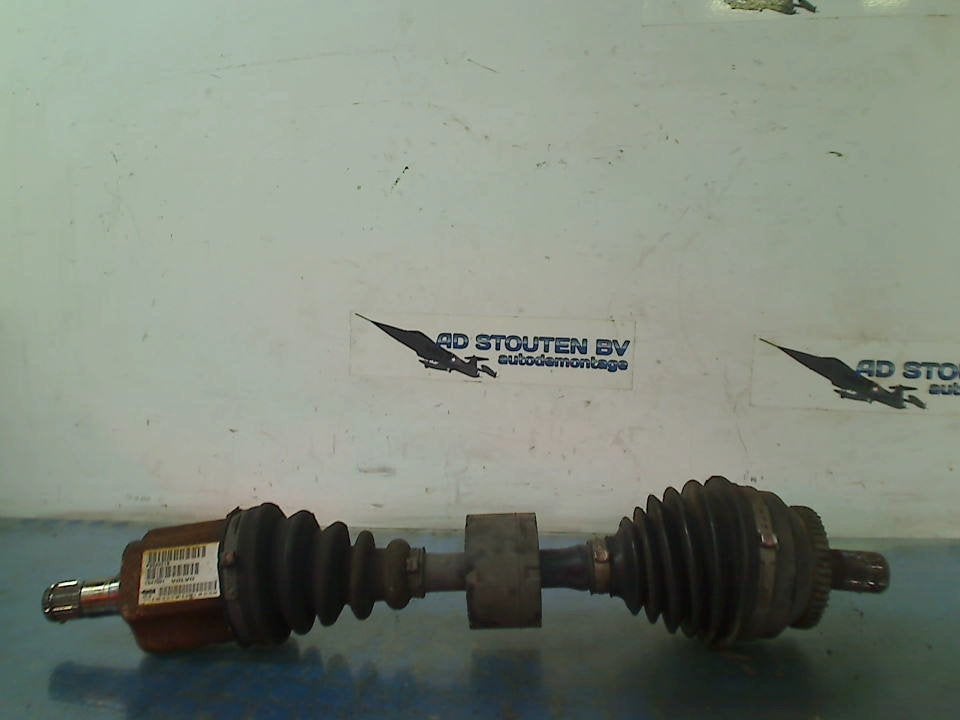 Aandrijfas Links Voor Volvo XC70 (SZ) 2004 P8689219, Gebruikt, Siegburger Straße 229, Köln 50679, , Duitsland, Info@volvocars.com