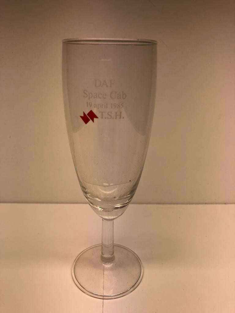 Champagneglas DAF Trucks Space Cab TSH, Ophalen of Verzenden, Zo goed als nieuw, Auto's